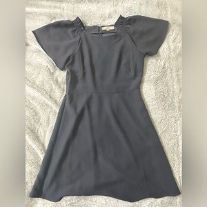 EUC Loft sz. 8 Fit and Flare Dress w/ flutter sleeves